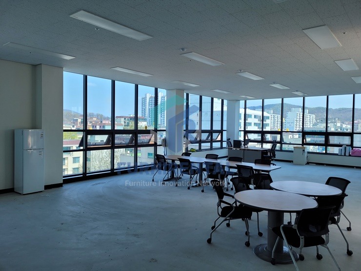 사기업 임시 사무실 구축